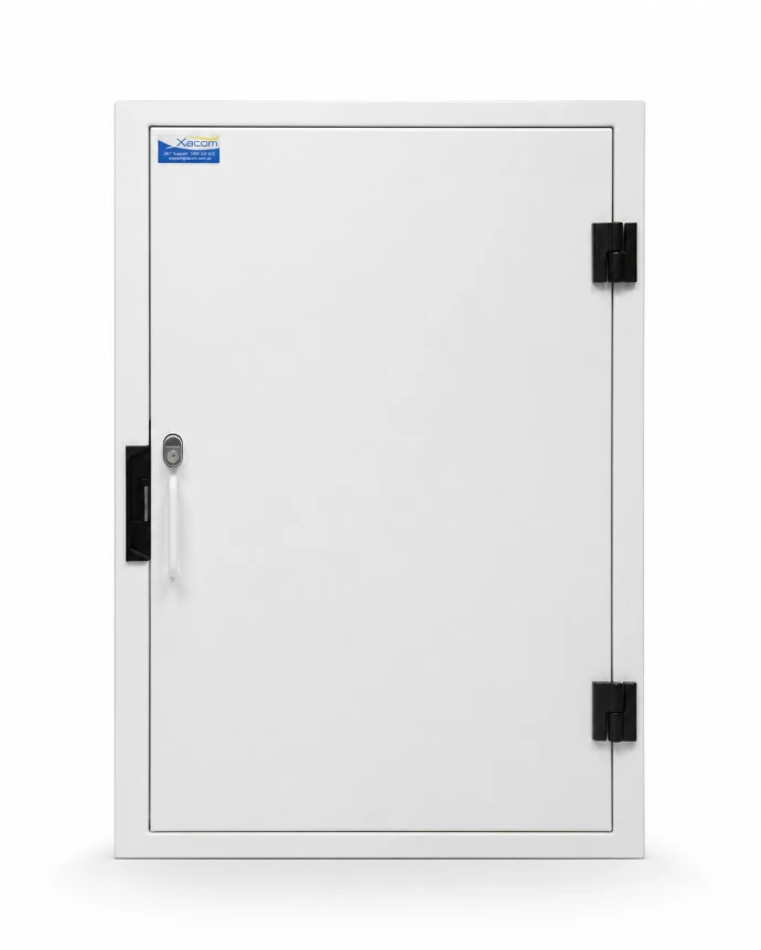 Xacom drug safe closed